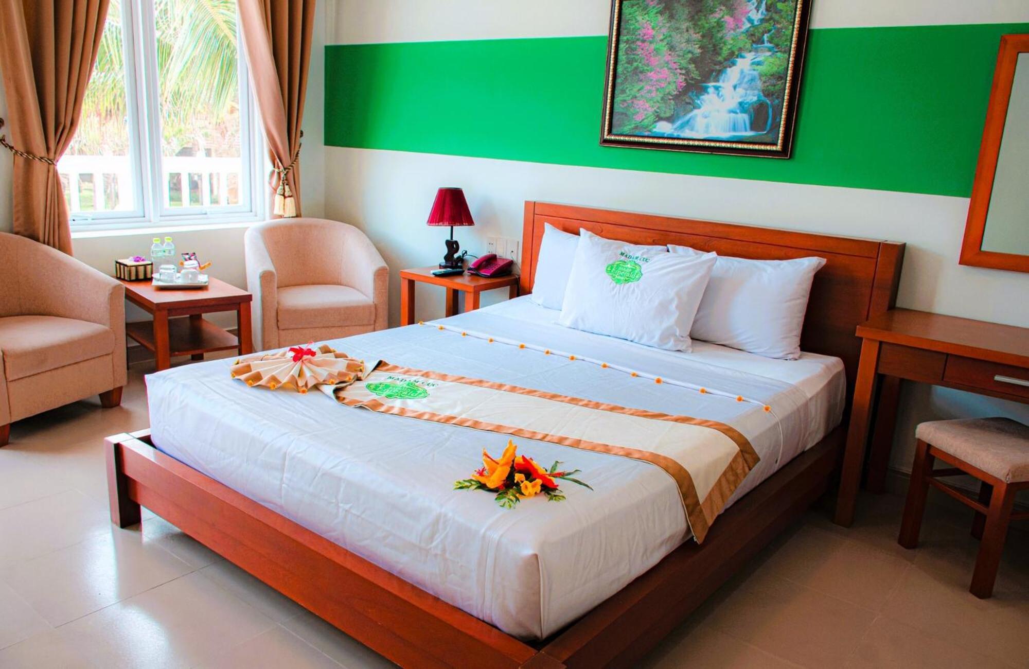 มาดาม กุก ไซ่ง่อน เอมเมอรัล รีสอร์ต Hotel ฟานเที้ยต ภายนอก รูปภาพ