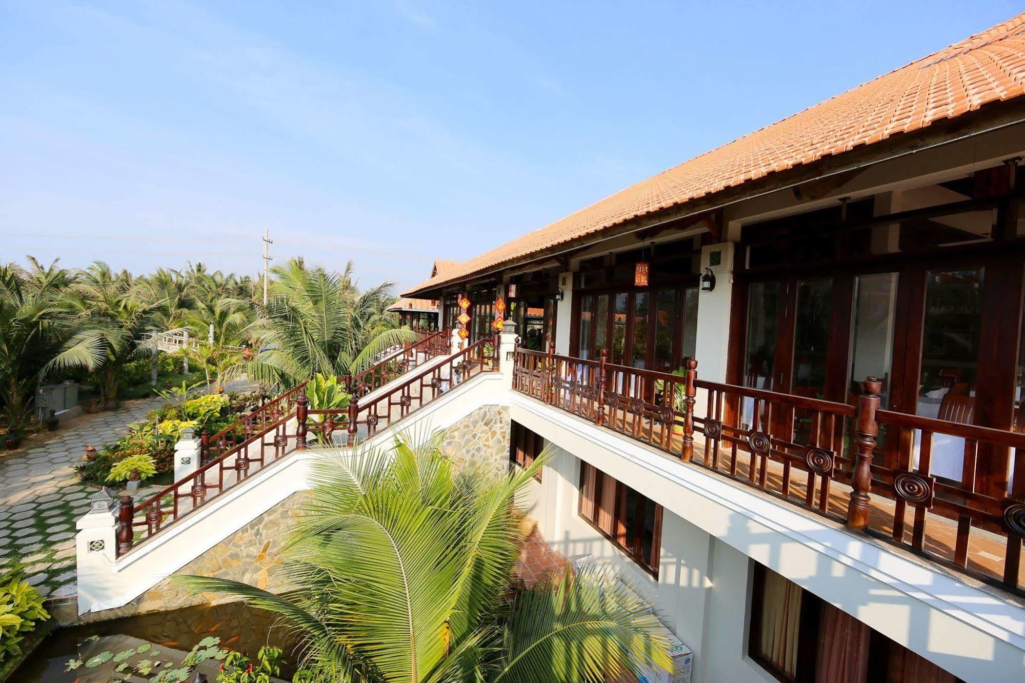 มาดาม กุก ไซ่ง่อน เอมเมอรัล รีสอร์ต Hotel ฟานเที้ยต ภายนอก รูปภาพ